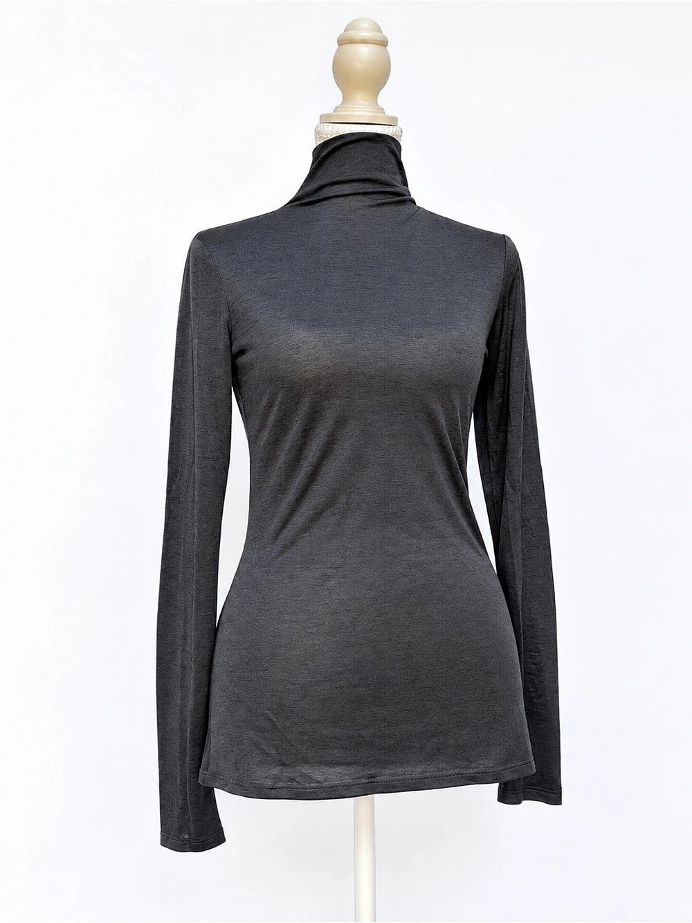 Babaton Long Sleeve Turtleneck Top in Black Size Small Like New